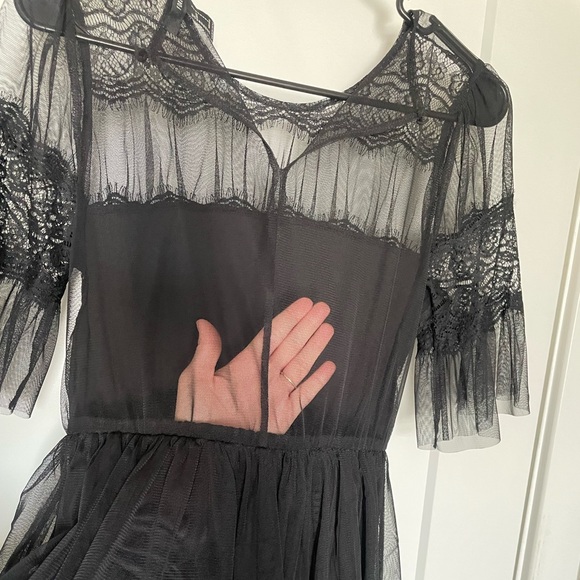 Black Lace Mini Tulle Dress - Picture 5 of 6